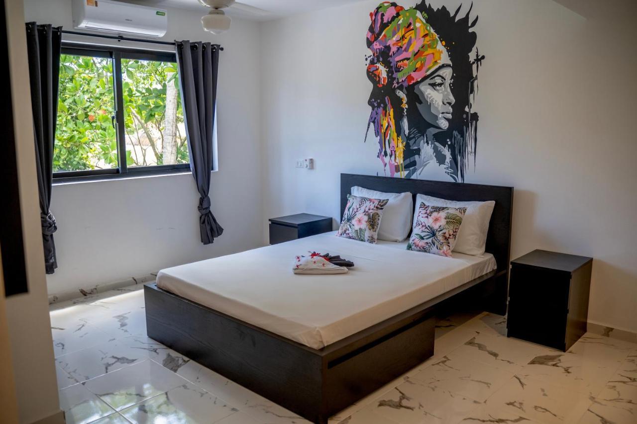 Escapade Artistique Dans Residence Лас Теренас Екстериор снимка